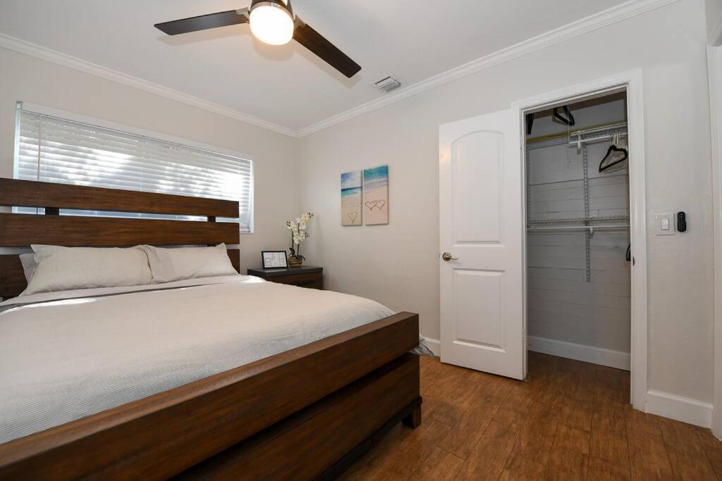 4Br Home, Hot Tub, Near Beach & Wilton Manors Fort Lauderdale Exterior photo