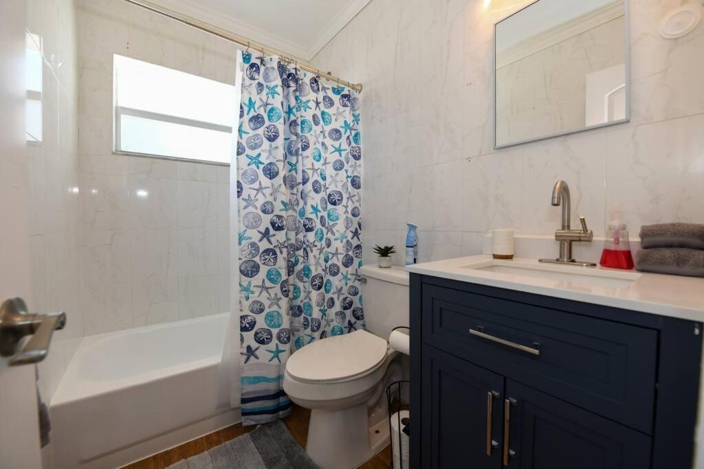 4Br Home, Hot Tub, Near Beach & Wilton Manors Fort Lauderdale Exterior photo